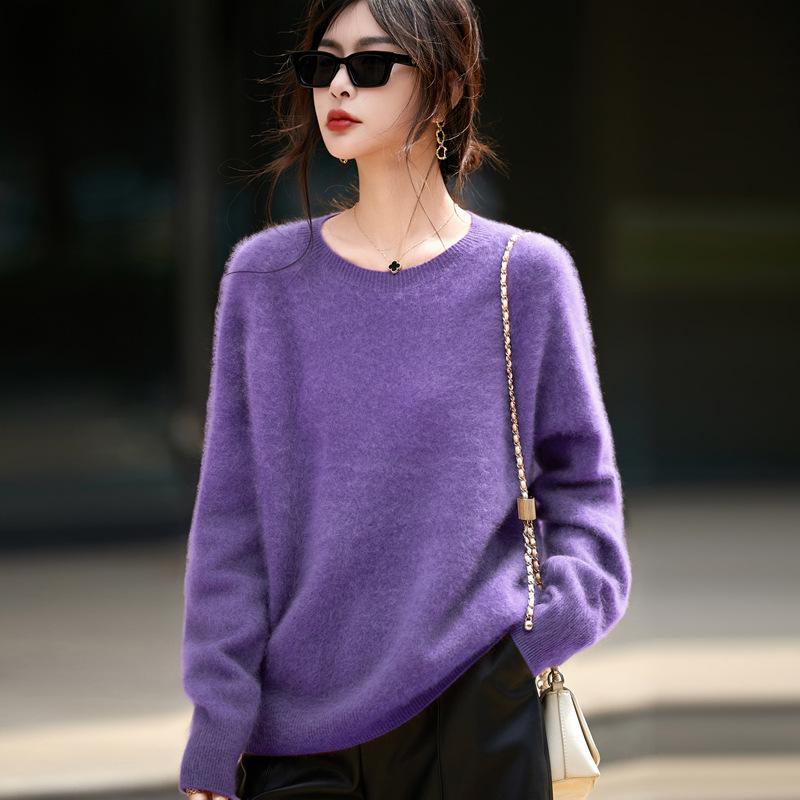 Women's Retro Textured Soft Wool Sweater, Round Neck, Loose Fit, Perfect for Autumn/Winter