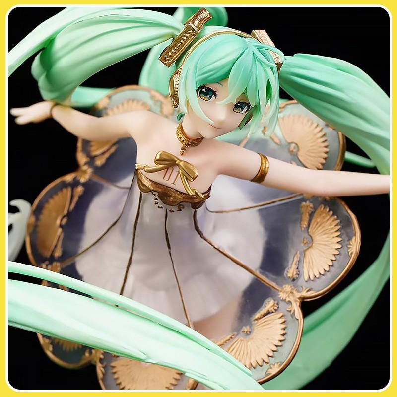 Hatsune Miku 5th Anniversary Symphony Orchestra Figure - Gramophone Dancing Pose Boxed