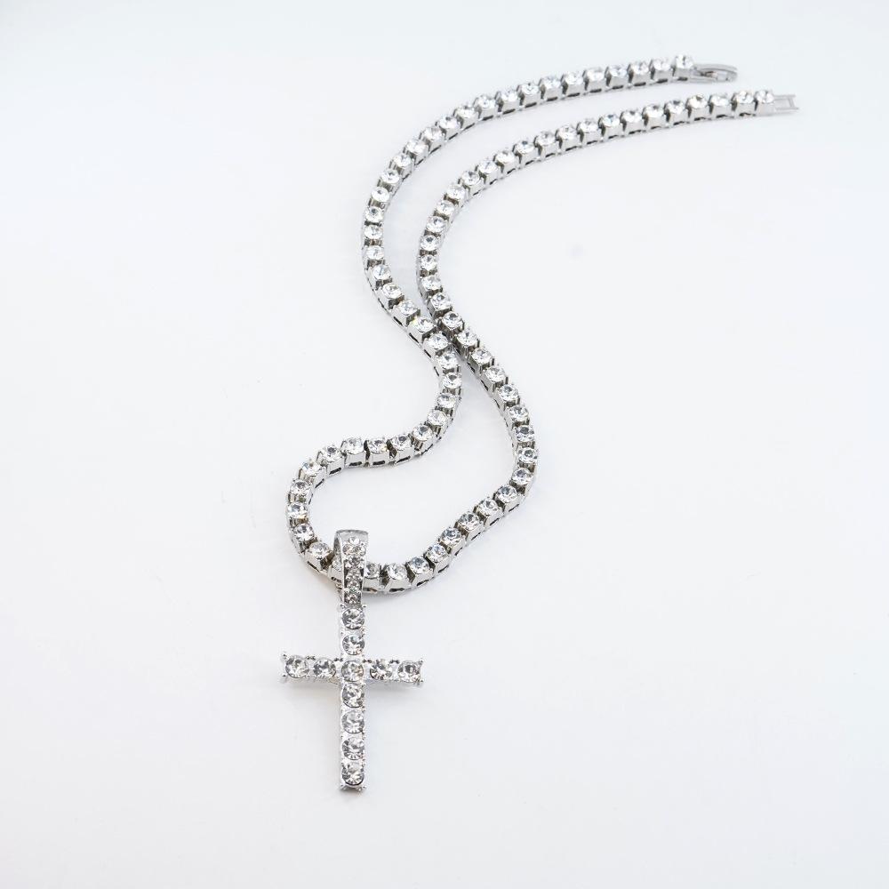 Full Diamond Cross Pendant Personalized Light Luxury Accessories Jewelry Environmental Friendly Alloy Retro Cross Fried Dough Twists Necklace
