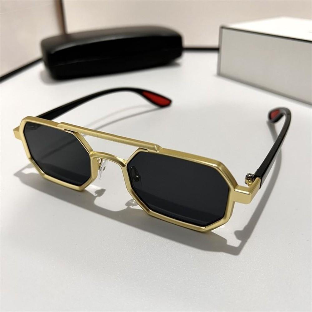 Lightweight Unisex Polarizing Lens Sunglasses Gradient Anti-UV Glasses Outdoor