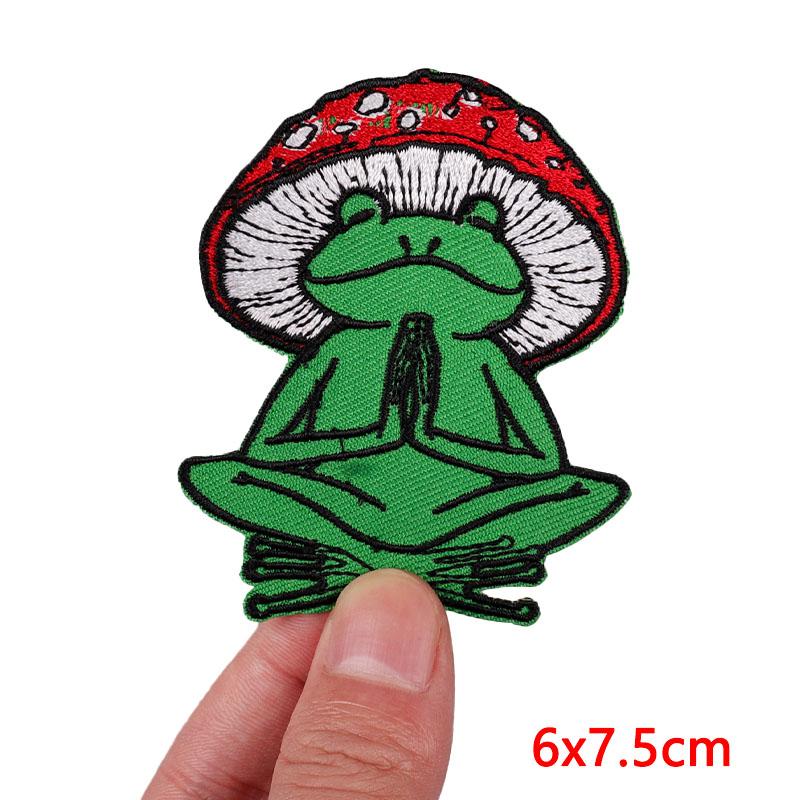 Horror Animal Butterfly Embroidered Patches Bear Cat Shark Patch Iron On Patches For Clothing Thermoadhesive Patches For Clothes