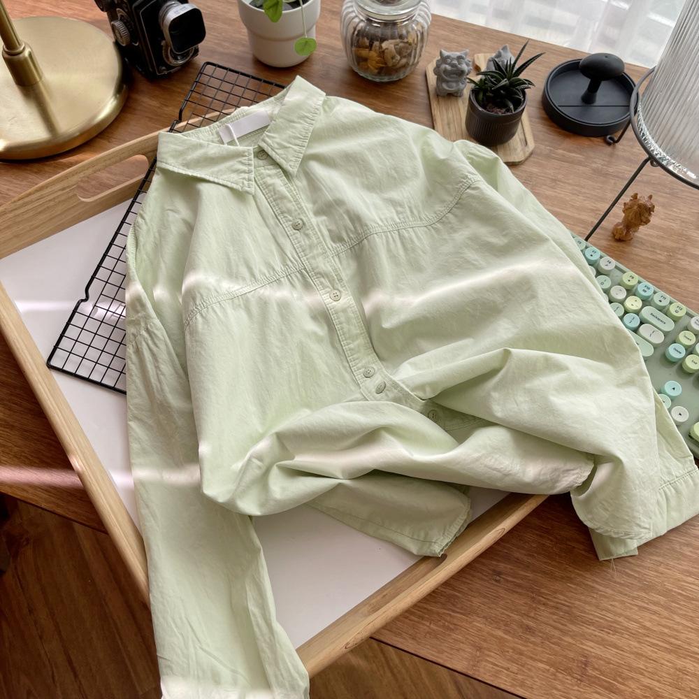 Camisa Simples de Cor Sólida Larga com Lapela Camisa Feminina Moda Casual Elegante Camisa de Mulher para Outono e Primavera
