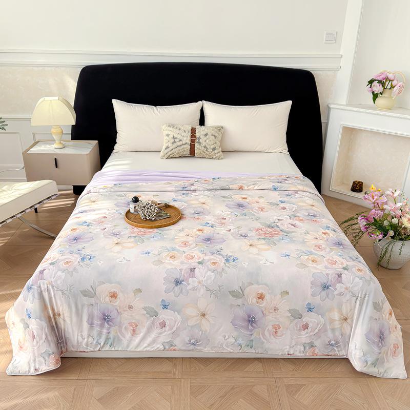 Mercury Home Textiles Cool Feel Silk Summer Quilt: Digital Print, Washable, Perfect for Dormitories. 150x200cm Single Summer Quilt