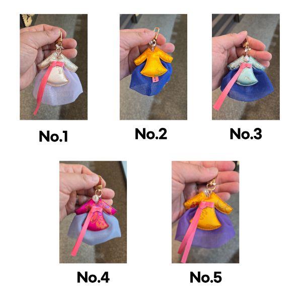 [Random Version] Adorable Korean Hanbok Bunny Keyring - Traditional K-Culture Plush Bag Charm 1ea