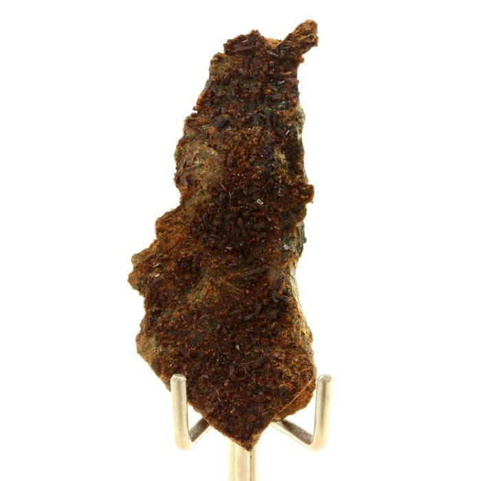 Pierres et Minéraux. Vesuvianite. 41.5 ct. Rocher de Farinole, Olmeta-di-Capocorso, Haute-Corse, France.