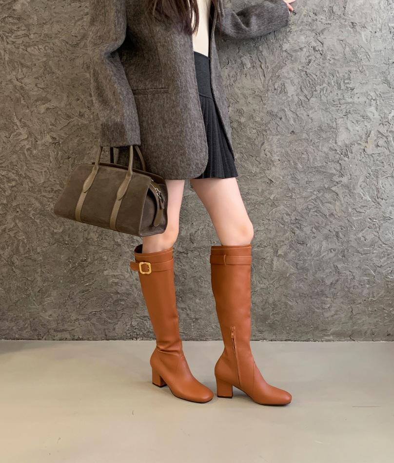 

2025 autumn and winter new product metal fasteners European and American niche temperament British style gentle retro high boots 40 коричневый