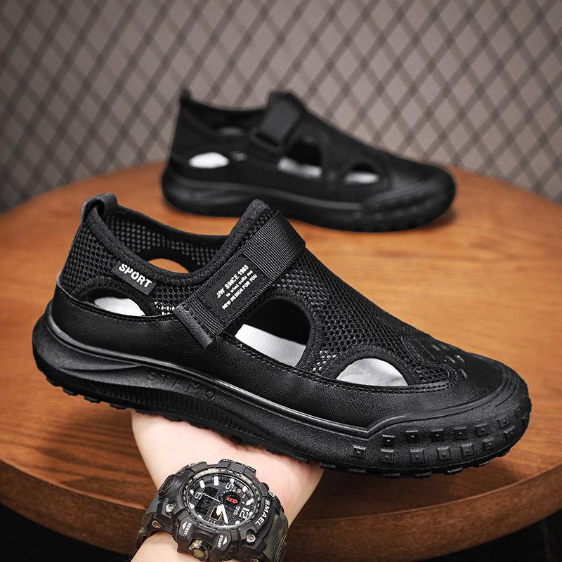 2025 Summer Men's Casual Breathable Shoes Summer Large Mesh Hollow Sandals Beach Shoes Lightweight Men's Mesh Sandals