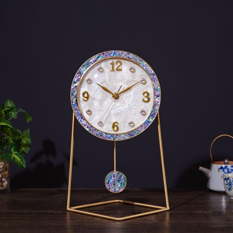 Brass Table Clock Luxury Shell Desk Clock Modern Swingable Minimalist Desktop Clock Living Room Art Decoration Accessories