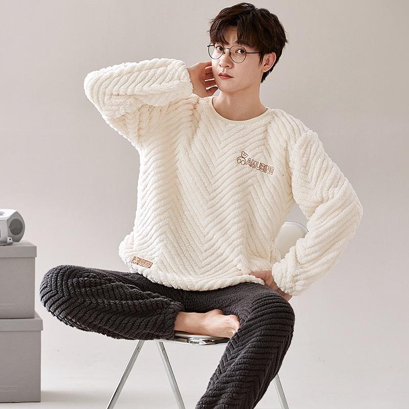 Men's Winter Thickened Coral Fleece Pajamas: Cute Cartoon Warm Homewear Set for Teenagers and Students