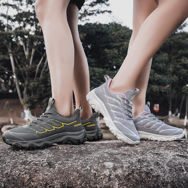 Fashion High Quality Leather Hiking Shoes Durable Outdoor Sport Men Trekking Leather Shoes Lace-Up Climbing Hunting Sneakers