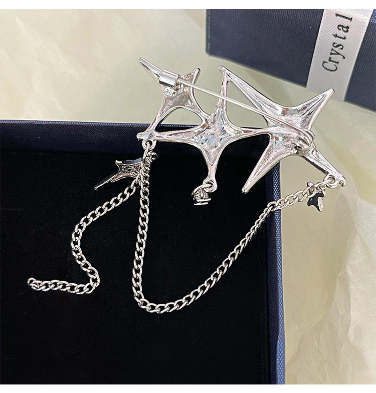 Korean Metallic Star Chain Brooch with Tassel - Niche Fashion Accessory