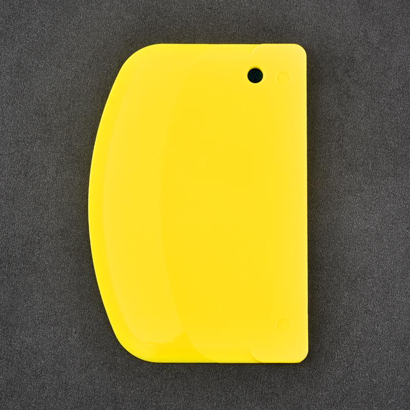 Arc-Shaped Plastic Scraper & Dough Cutter for Baking and Cake Decorating