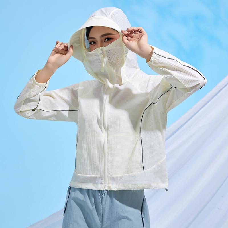 Mountain outdoor sunscreen clothing for men and women upf10 + night running cycling reflective sunscreen jacket summer light and breathable sunscreen