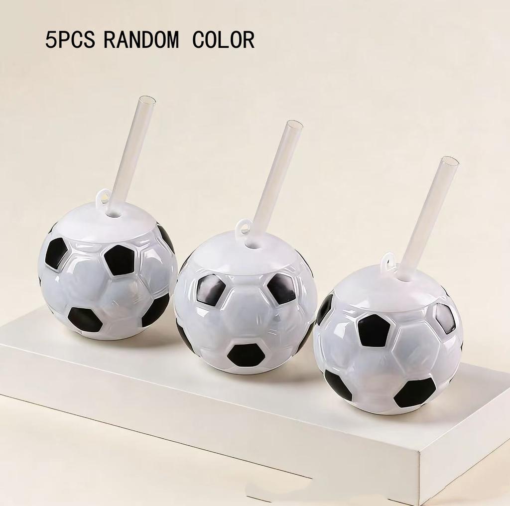 5Pcs Random Color Soccer Ball Water Bottle with Straw Plastic Football Drinking Cup for Kids Sports Party Favors