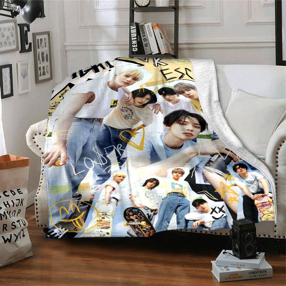 Txt Print Flannel Blanket High Quality Warm Comfortable Cover for All Seasons Perfect for Gifts Home Decor