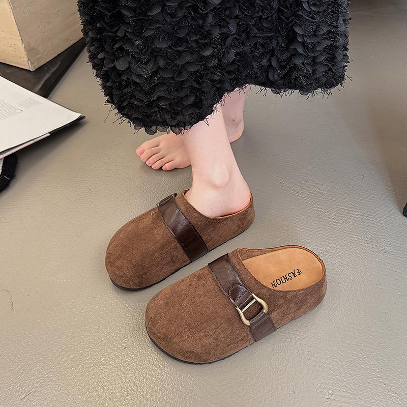 

Туфли на толстой подошве в стиле ретро. Боковые носки. Тапочки-бокены. Женские летние, весенние и осенние классные тапочки. Полутапочки, увеличивающие рост. 40 кофейный