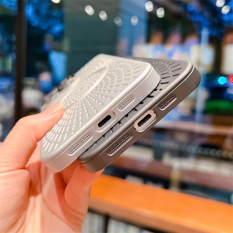 Luxury Hollow Heat Dissipation For Magsafe Magnetic Wireless Charge Case For iPhone 16 15 14 13 12 Pro Max Matte Hard Thin Cover