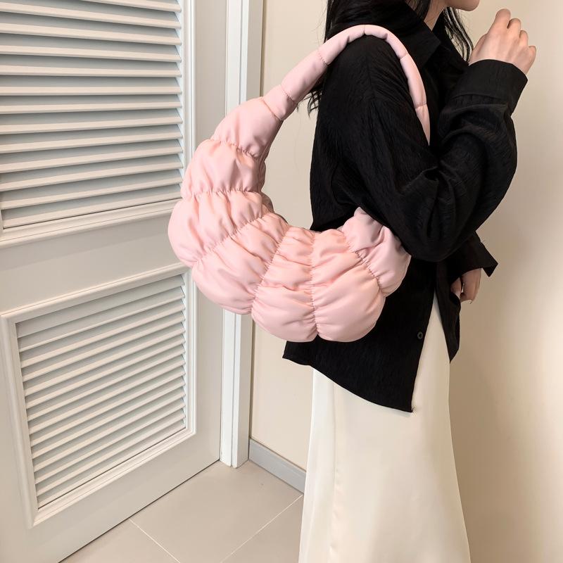Korean High-end Sense Large-capacity Pleated Cloud Bag 2025 Autumn New Light and Versatile Casual Dumpling Armpit Bag