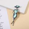 Shell Brooch With Alloy Material For Unisex Fashion Accessory