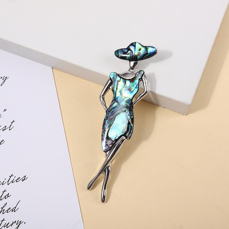 Shell Brooch With Alloy Material For Unisex Fashion Accessory