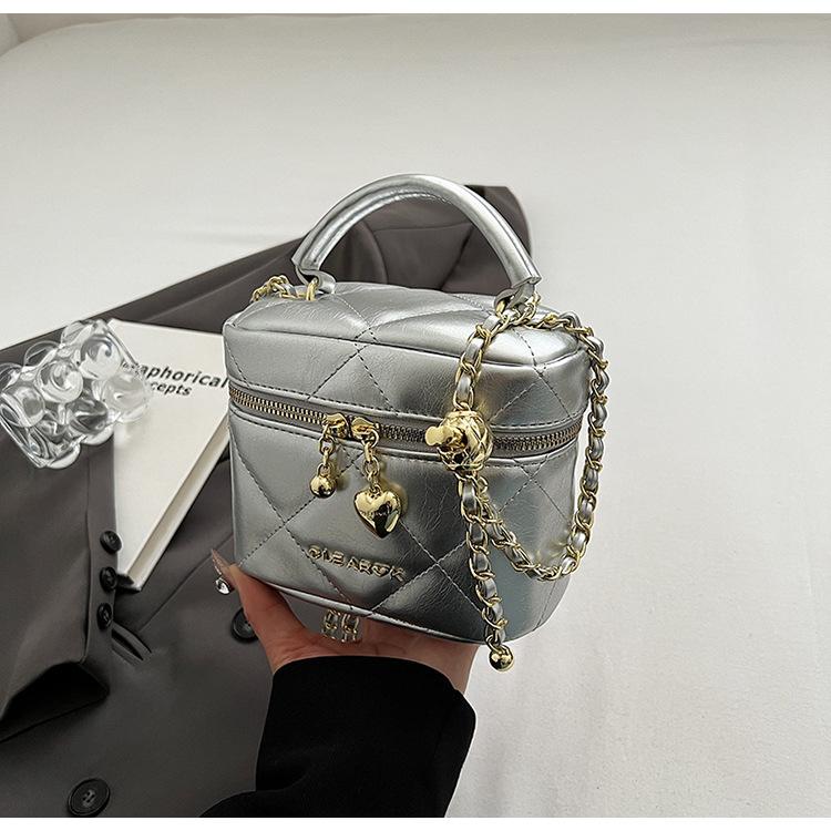 

Xiaoxiangfeng портативная маленькая сумка женская 2025 новая модная сумка-цепочка с ромбами текстурная в иностранном стиле сумка-мессенджер сумка-коробка серебряный