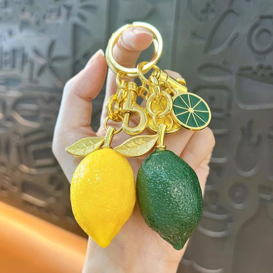 Resin Keyring Summer Vitality Lemon Shape Charm Keychain Couples Friends Key Chain Portable Car Bag Door Keychain