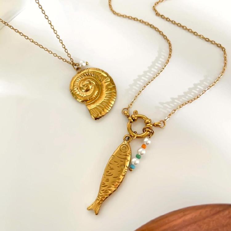 Stackable Beach Necklace Stainless Steel Conch/Fish Pendant Neckchain Jewelry For Women Everyday Wear