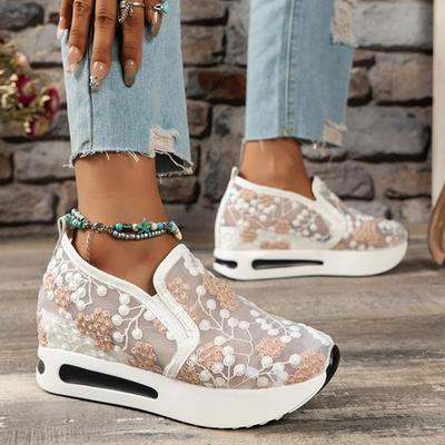 Floral Embroidered Wedge Heel Sneakers Women Summer Mesh Breathable Platform Sports Shoes Woman Thick Sole Slip On Casual Shoes