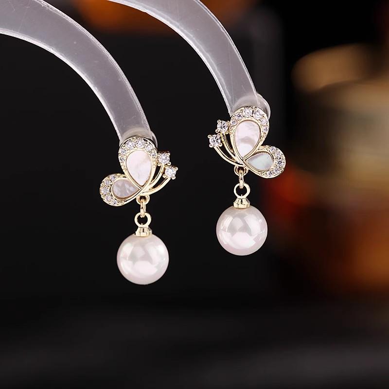 Korean Style S925 Silver Pearl Stud Earrings for Women - Simple, Elegant, and High-End