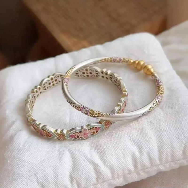 Chinese-Style Retro Colored Enamel Bracelets For Women Flower Pattern Traditional Techniques Luxury Jewelry Gift