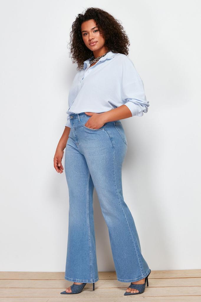 Women's Style Plus Size Light Blue Flare Fit Denim Jeans with Stitching Detail