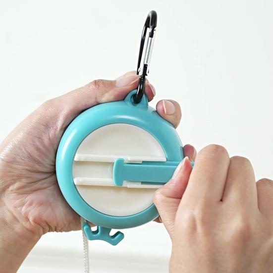Stendibiancheria Portatile con 10 Pinze, Corda Retrattile Robusta con Manovella, Linea per Asciugare i Vestiti per Bagno, Interni, Esterni, Viaggio