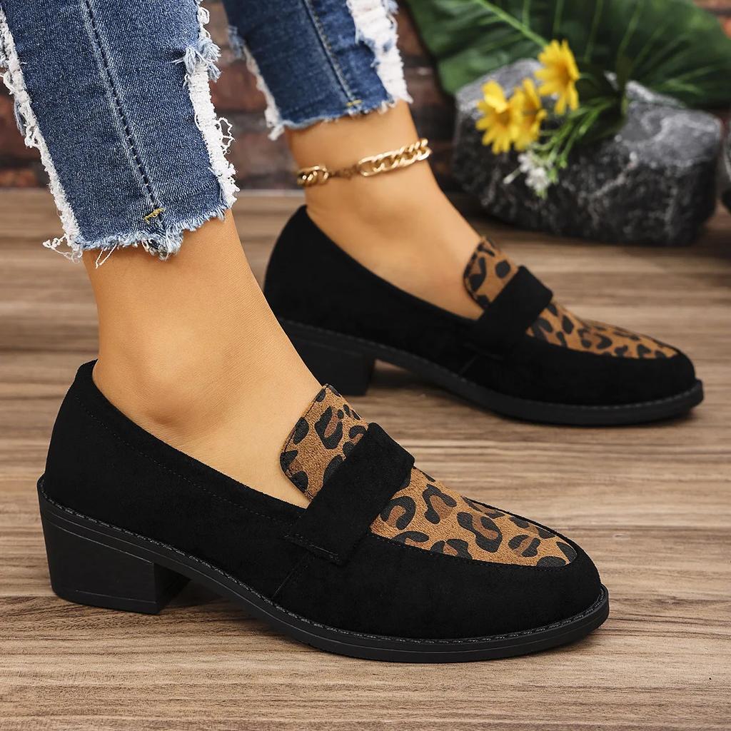 Fashion Women Shoes Leopard Splicing Flat Casual Shoes Brand Slip On Loafers Vulcanized Shoes Walking Single Sneakers Women 2025