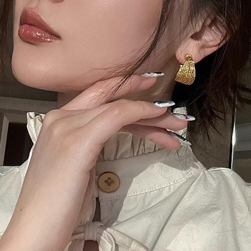 Retro Multi-layer Tassel Half-round Earrings Women's Sparkling Senior Sense Commuter Versatile Fashion Everyday Ear Jewelry