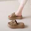 Thick-soled cool slippers for women's summer wear 2025 new fashion high-end beach sandals, non-slip for pregnant women