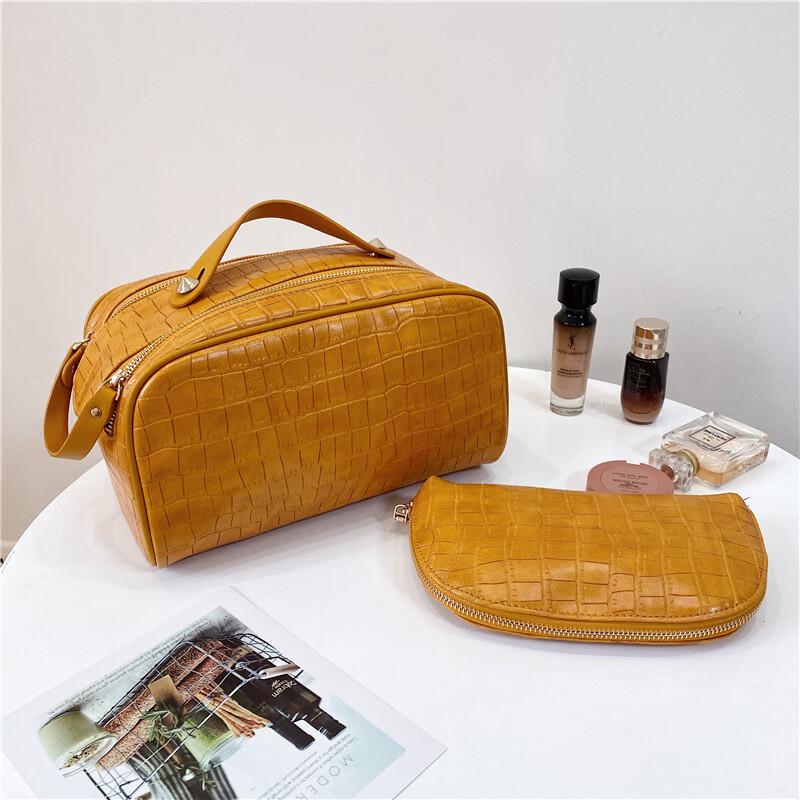 OEING Portable Cosmetic Storage Bag