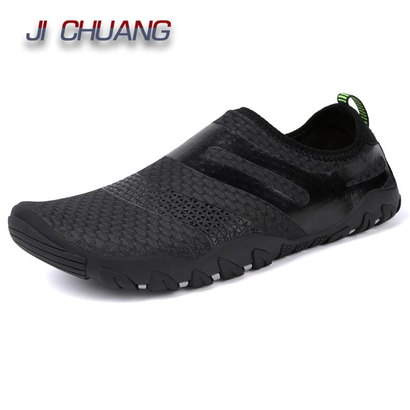 Hot Sell Wide Toe Box Men Upstream Shoes Skidproof Beach Sandals River Sea Minimalist Aqua Shoes for Men Swimming Water Shoes