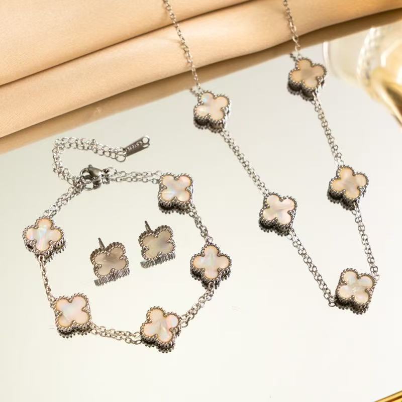 3PCS Titanium Steel Double-sided Clover Necklace Bracelet Earring Set