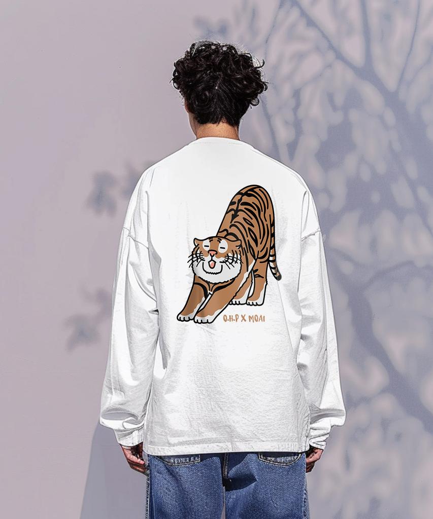 OHP Ohpxmoai Stretching Tiger Crew Neck Long Sleeve T-Shirt