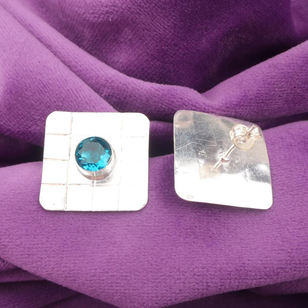 Round Apatite Gemstone Boho Stud Post Butterfly Sisters Gift Earrings 925 Silver EE-146-14
