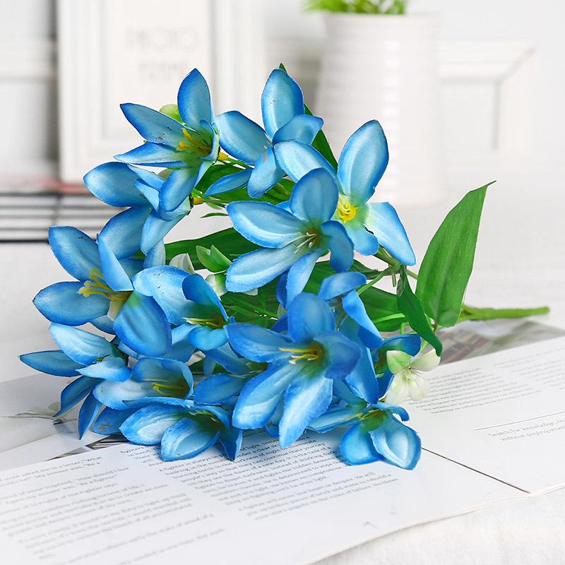 Lovely Artificial Mini Flower Bouquet Home Wedding Decor 18 Flowers On 1 Piece