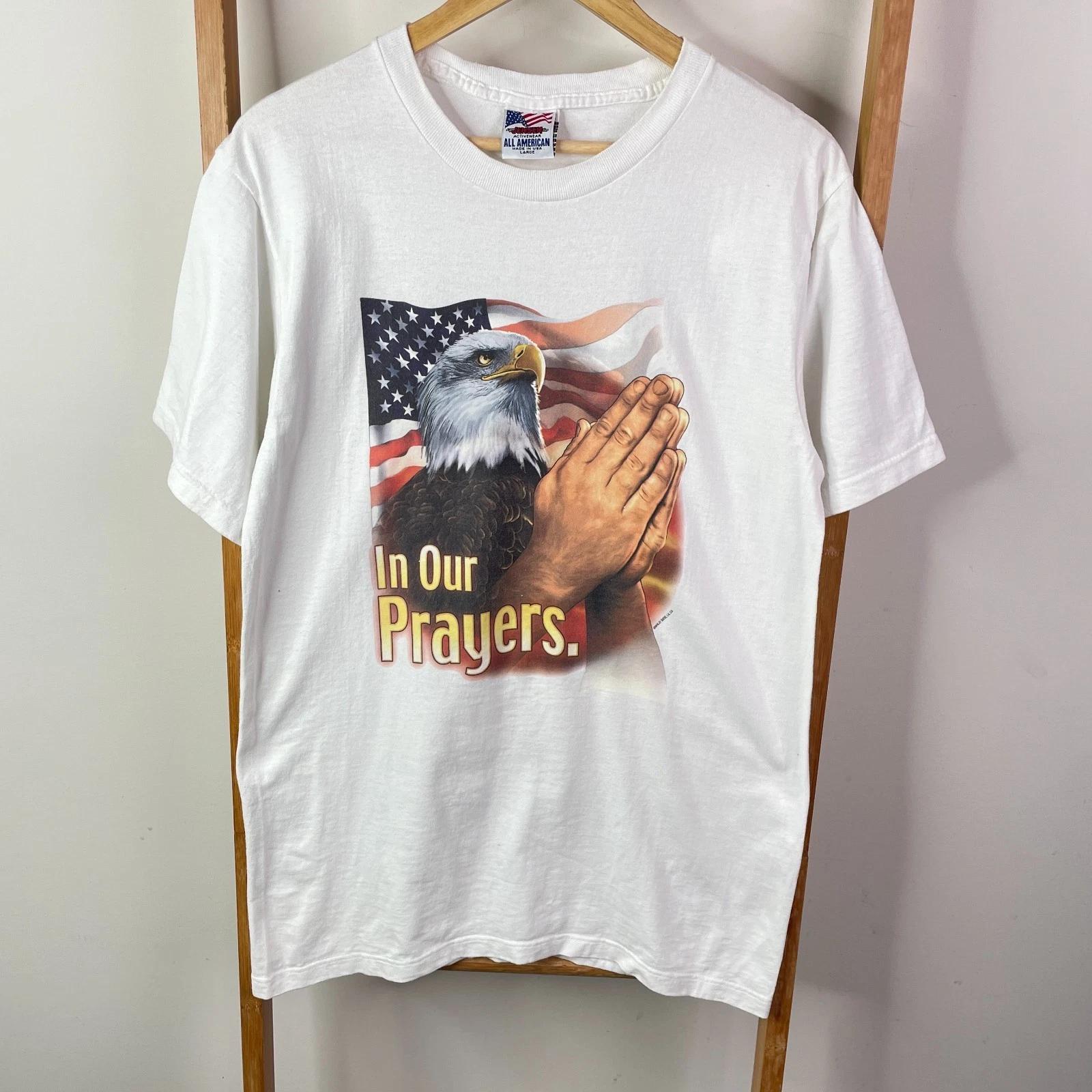 

Vintage In Our Prayers Shirt Mens Large White Eagle USA Flag Print Patriotic S