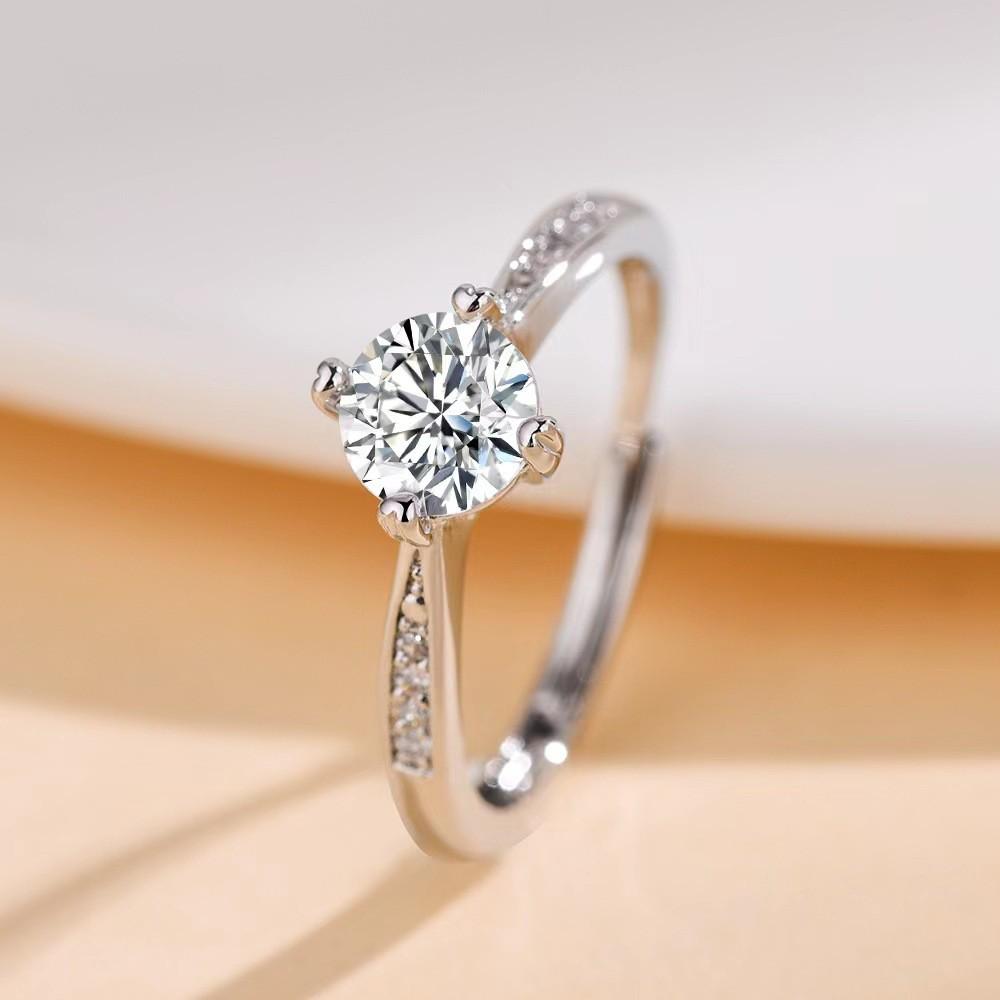 TikTok Influencer Inspired Moissanite Six-Prong Wedding Ring for Women - One Carat Jewelry