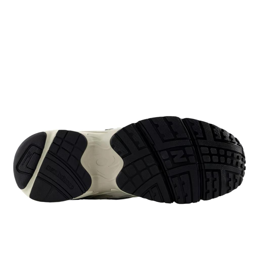 New Balance ML725V1 Versatile Comfortable Fashionable Low-Top Outdoor Functional Shoes Unisex Shoes White ML725CJ