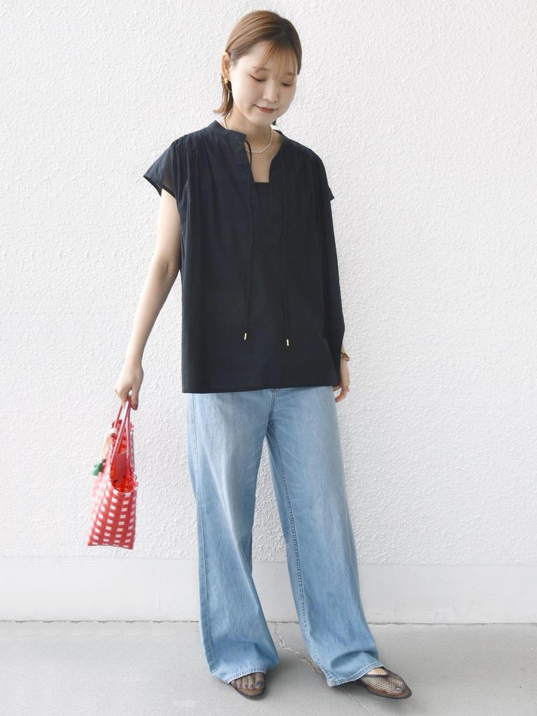 Ships for Women Hand Washable Skipper Tuck French Sleeve Blouse One Size (311730010), Black,