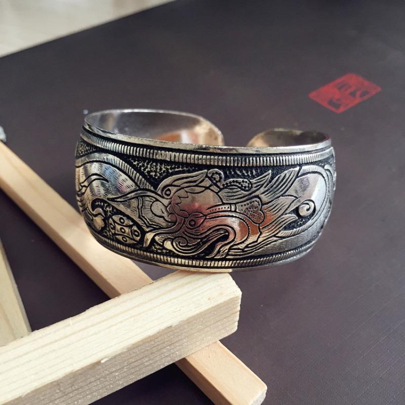 Retro Silver Bracelet Engraved Opening Wide Bracelet Fashionable Personality Miao Silver Old Antique Jewelry