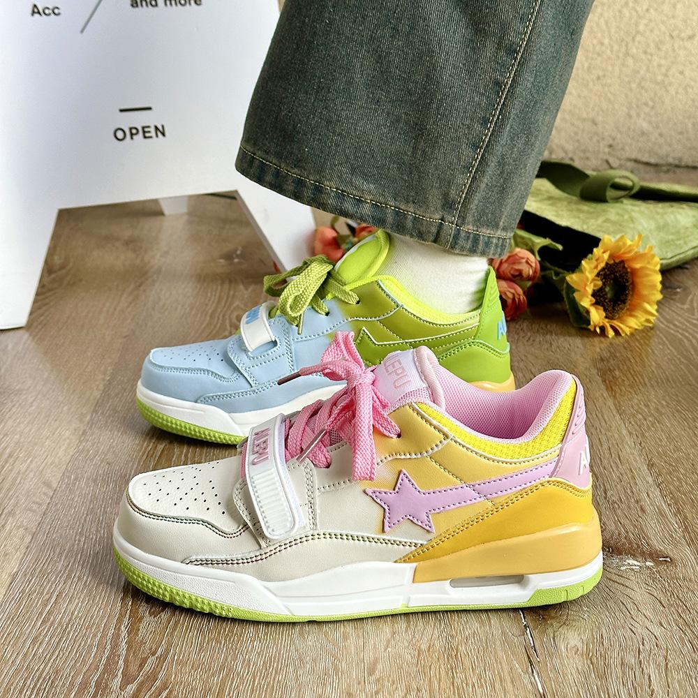Hong Kong style ins niche mandarin duck stars air cushion sports board shoes women's autumn and winter new versatile Korean version casual shoes