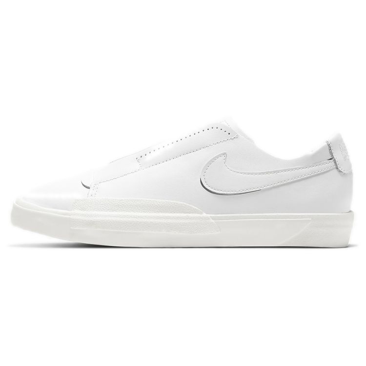 

Женские кроссовки Nike Blazer Slip Triple White Summit-White CJ1651-100