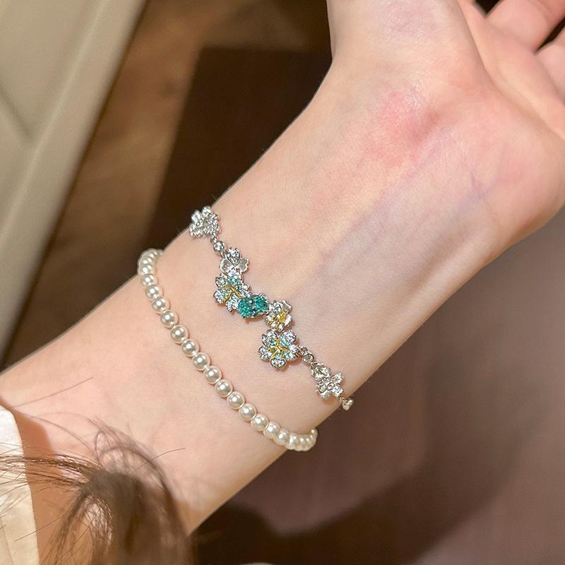 Hot Selling Dopamine Color Diamond Brushed Flower Bracelet Fairy Style Daily Stacking French Elegance