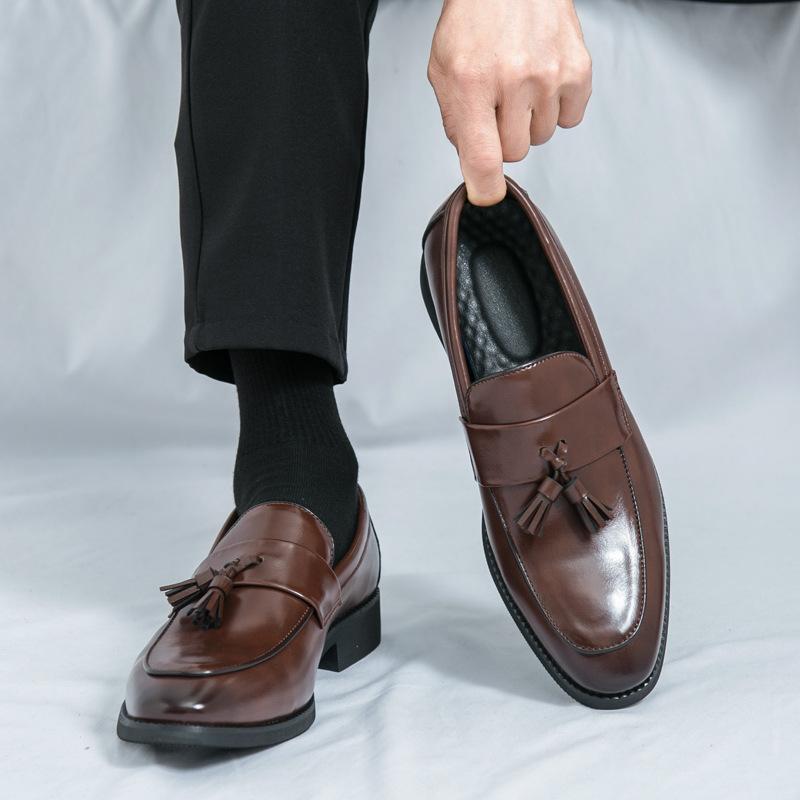 

Large size men s fringed loafers 2025 spring and autumn new one-pedal business dress Doudou shoes men s size 46 38 чорний